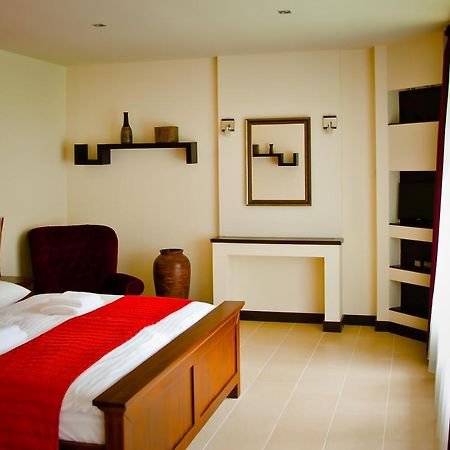 Hotel Aranygombos Fogado à Telkibánya Extérieur photo